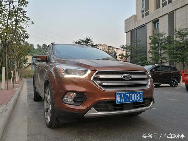 紧凑型suv福特翼虎越野评测视频,福特很有运动感的新款的suv