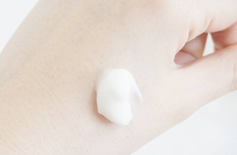 韩国露怡斯软玉祛痘面霜怎么样,韩国九朵云马油面霜的功效与作用