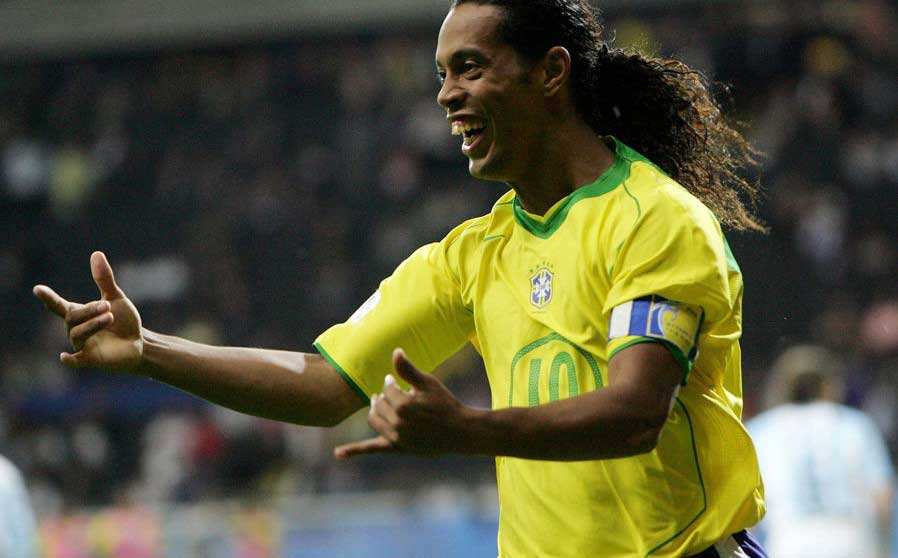 梅西心中最佳11人c罗有几座奖杯,c罗心中足球最佳十一人