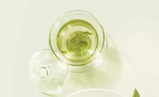 水肿型胖脸怎么消肿,脸水肿和胖区别自测