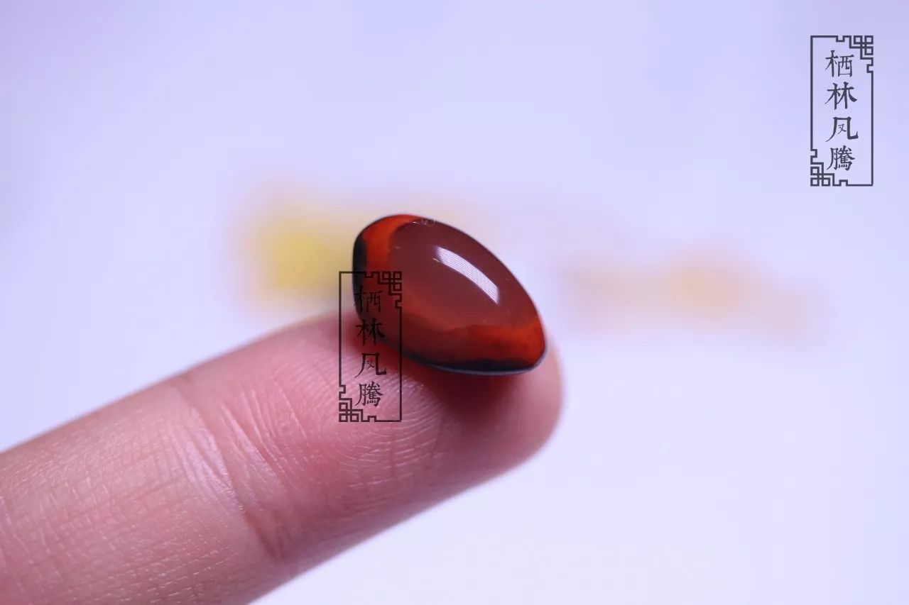 火焰南红和冰飘南红哪个值钱,南红冰飘和火焰纹的区分