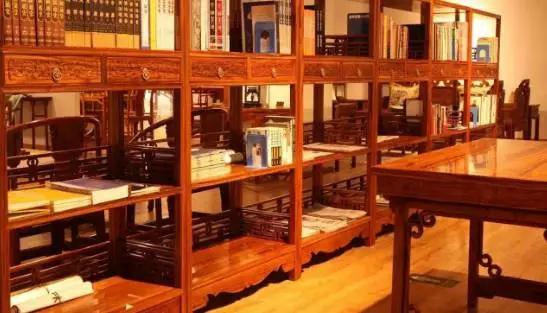 旧家具漆面开裂如何修复,家具漆面破损局部修复