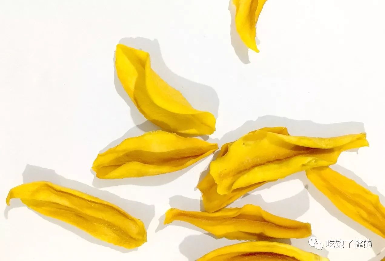 各种烤火龙果干,奶香傣家芒果干