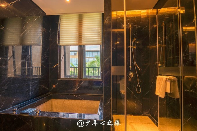 世界五大温泉胜地 (温泉旅游攻略全球六大最美温泉)