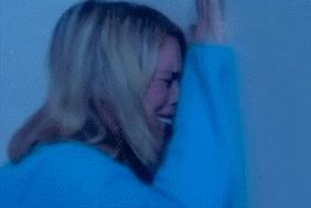 在成都买套房子的钱，出国能干点啥？看完心酸！