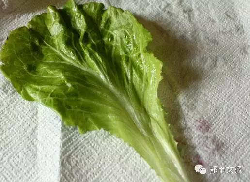 她把洋葱塞进*袜丝**里,竟有意外的惊喜!老公佩服得五体投地!