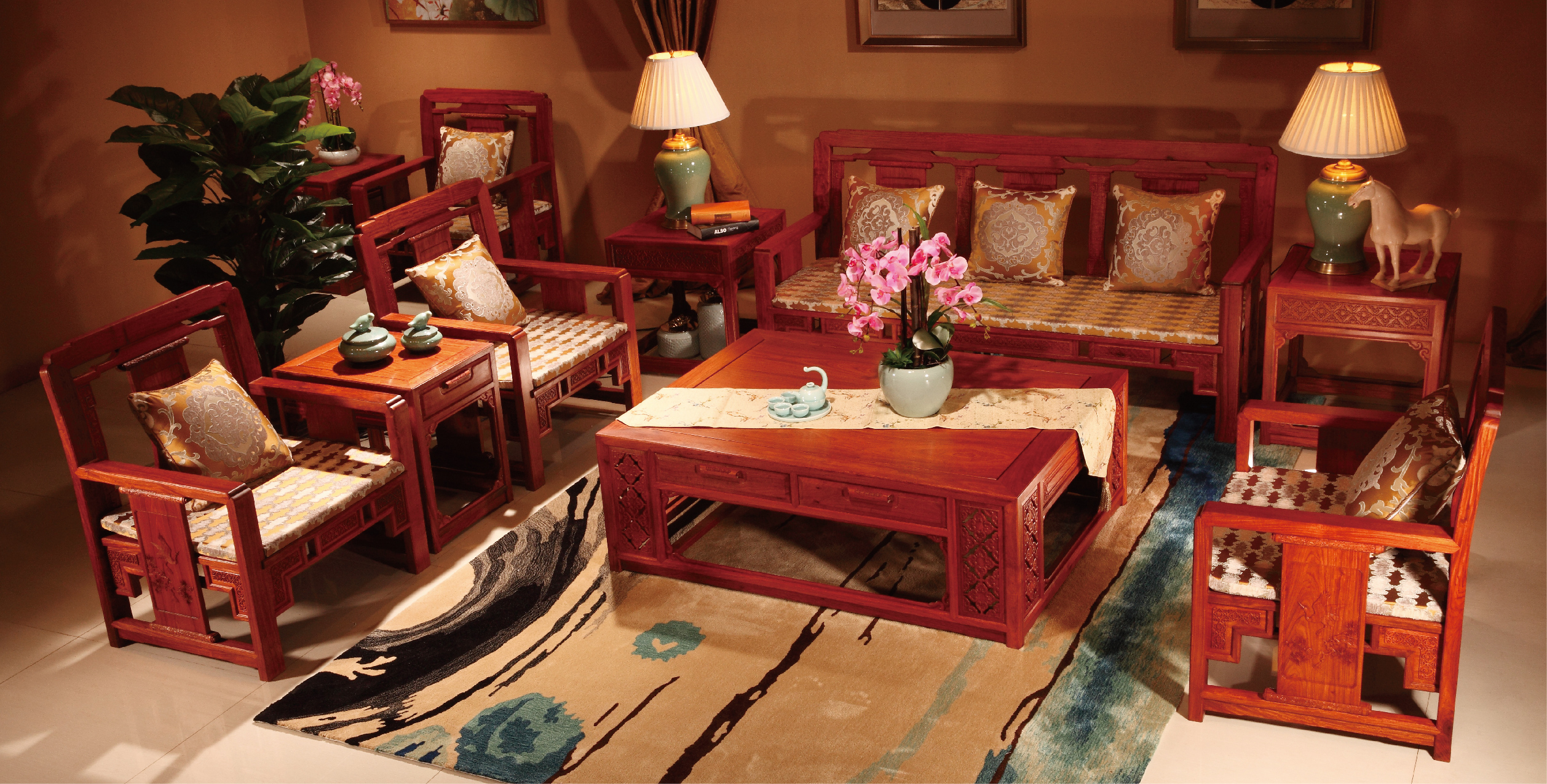 收藏红木哪个地方最好,红木家具从哪里收藏最好