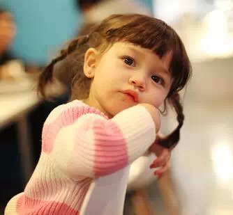 儿童短发花式橡皮筋怎么扎头发,短头发小女孩花式扎头发大全集