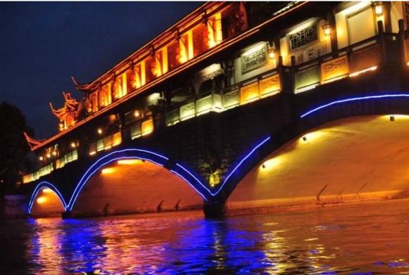 盘点成都各种会遭人甩白眼的行为！你中枪了吗？