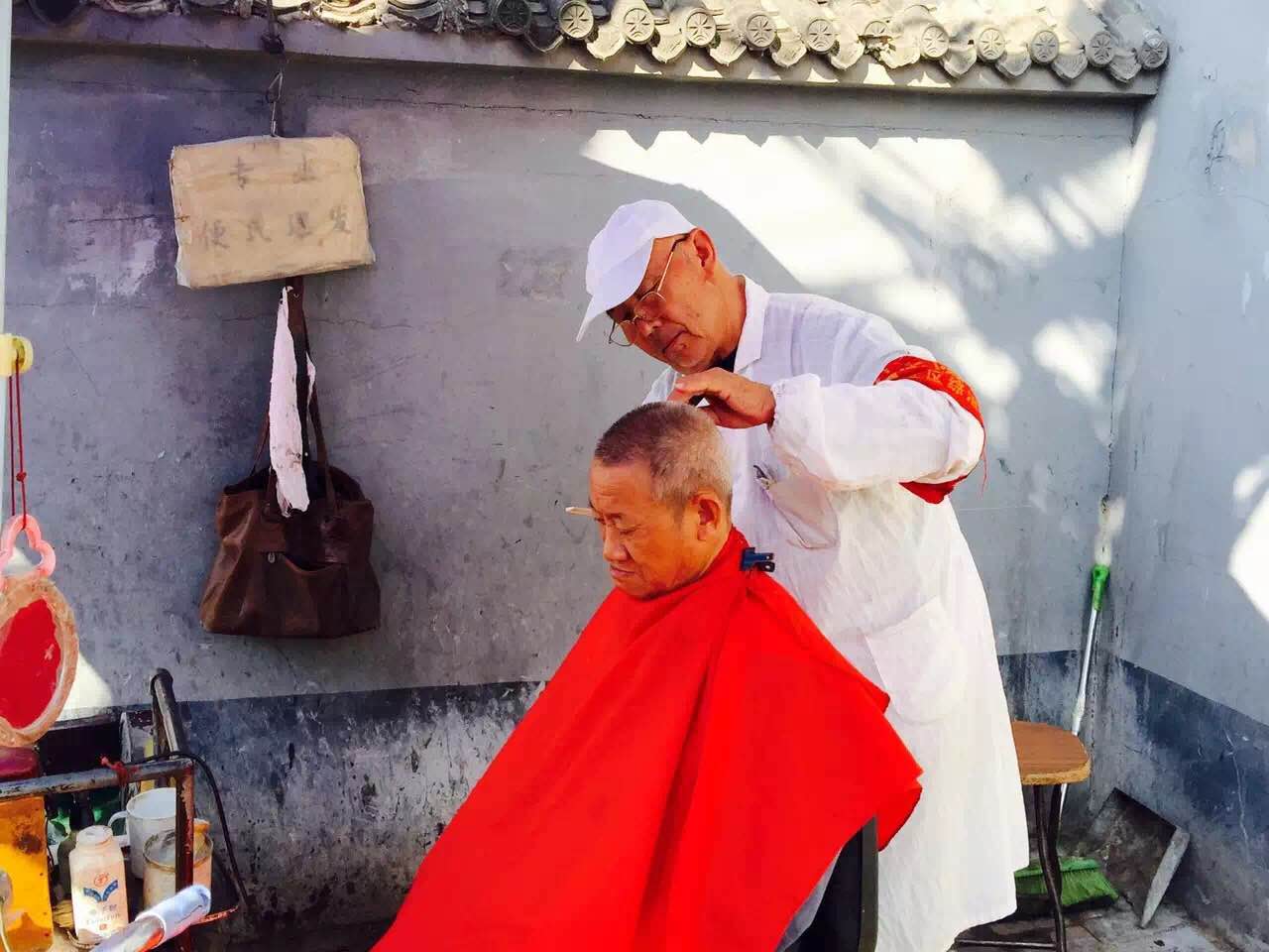 没有原住民的胡同还能叫胡同吗？南锣鼓巷见证了一条胡同的死亡