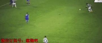 脚法进球,gif射门教学动态图