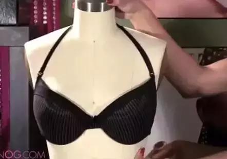 女明星是怎么化解尴尬的,女明星如何化解尴尬的场面