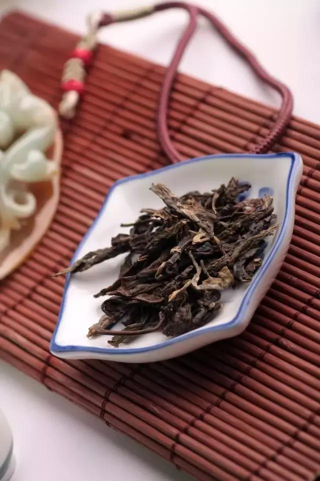 普洱茶十二种忠告,普洱茶的10大功效