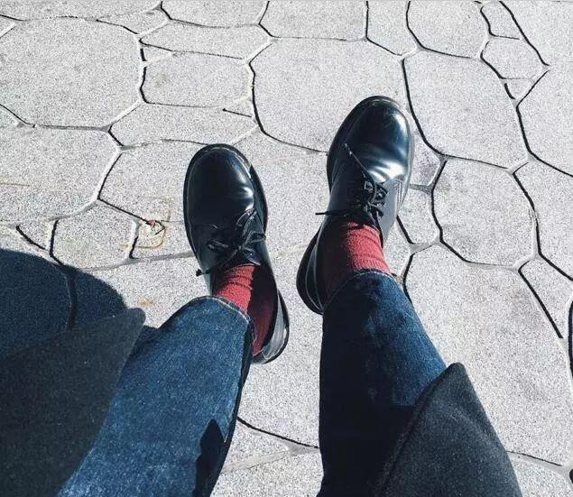 如何选择一款穿着舒服的马丁靴,马丁靴怎么选择比较百搭