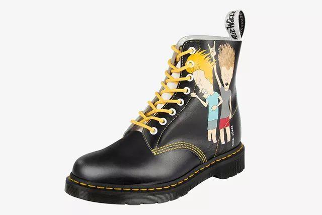 如何选择一款穿着舒服的马丁靴,马丁靴怎么选择比较百搭