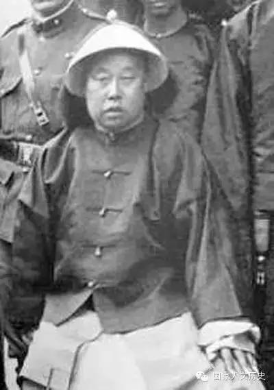 人物|“一条困死在体制网罗里的鲨鱼”：干吏铁良的*场官**悲剧