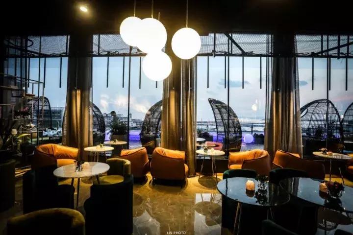 颜值爆表的几处玻璃花房,承载了姑娘们所有的“花房梦”!