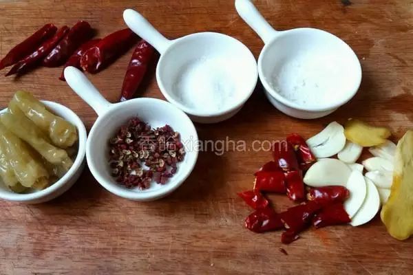 罗非鱼剔鱼骨切鱼片技巧,如何去鱼骨切鱼片视频