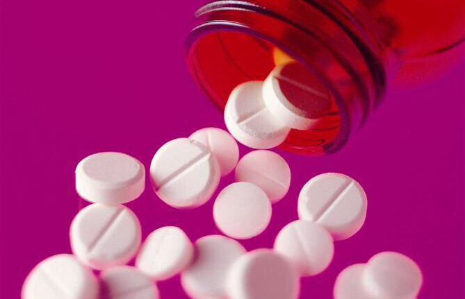 祛痘小妙招药片,医生药物祛痘印的小窍门