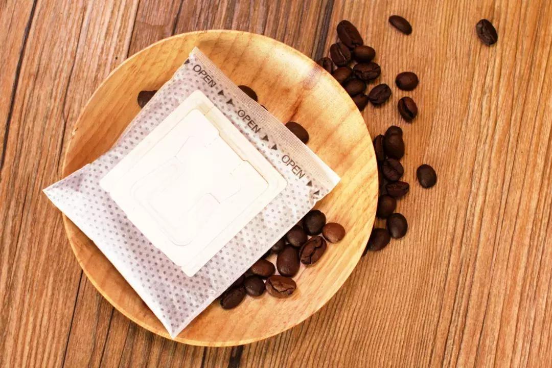 简单的咖啡饮品自己在家就能做咯,自制咖啡饮品简单又好喝教程