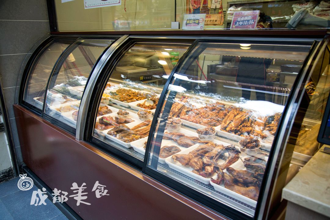 这条美食老店众多的成都小街，竟是《芳华》原型地，主角瘦真不科学