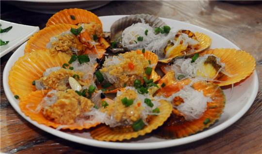 带着一家子来海边,带着一家子去旅游