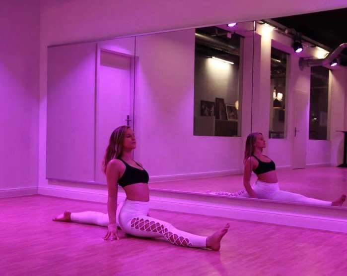 闺蜜的男朋友因为我吃醋怎么办,和闺蜜关系太好男朋友吃醋