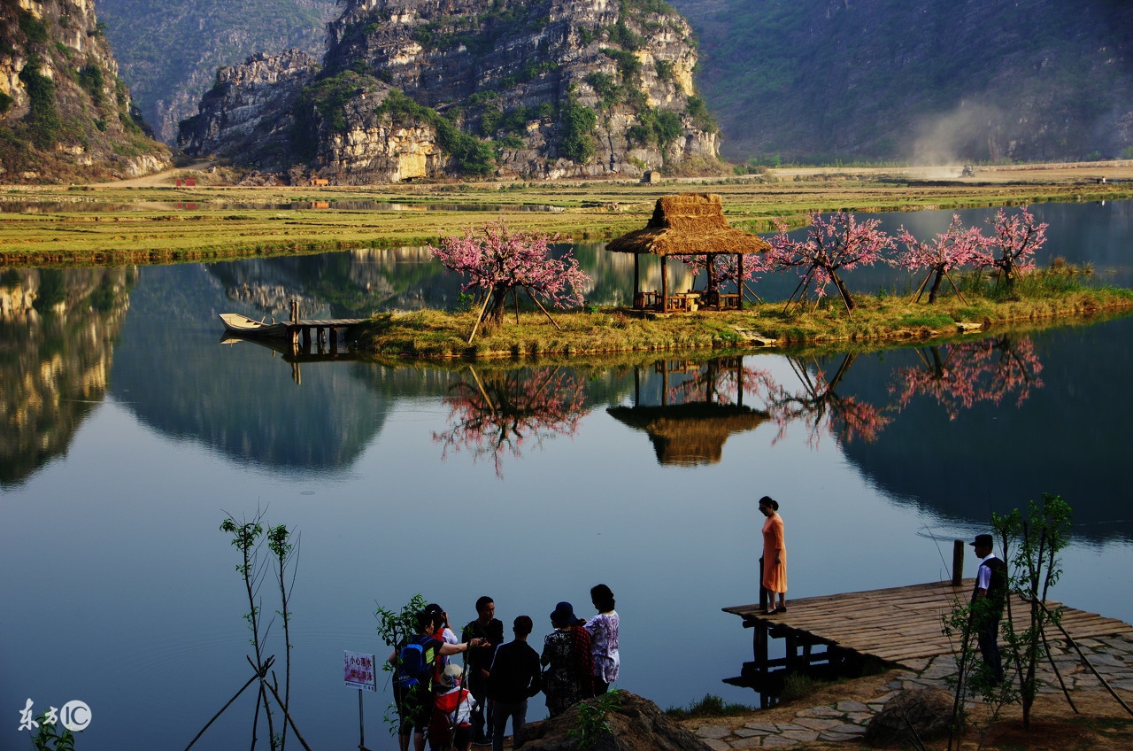 棣欐牸閲屾媺灏忚,棣欐牸閲屾媺灏忚by鏄ユ棩璐熸殑