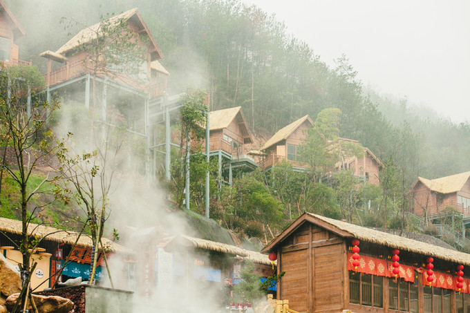 冬天去鲅鱼圈泡温泉,横店温泉谷可以泡温泉吗