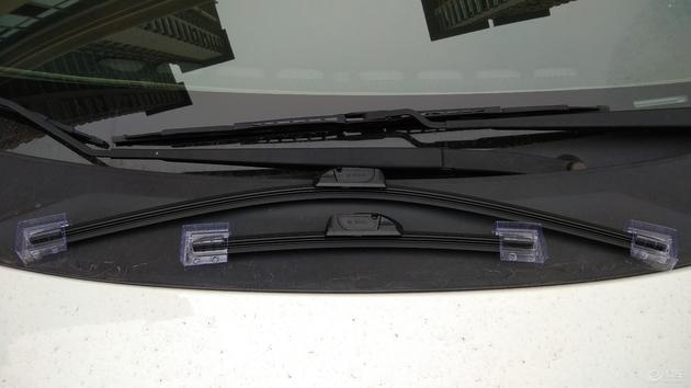 2014年本田飞度随车工具有哪些,本田飞度2019款功能介绍