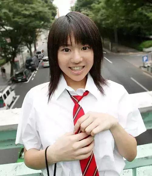 从今往后，苍老师只跟这个人睡了，宅男们羡慕吗？