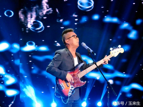 当年他仅唱了一首歌，就让亿万观众给记住，而听过的几乎都红了眼