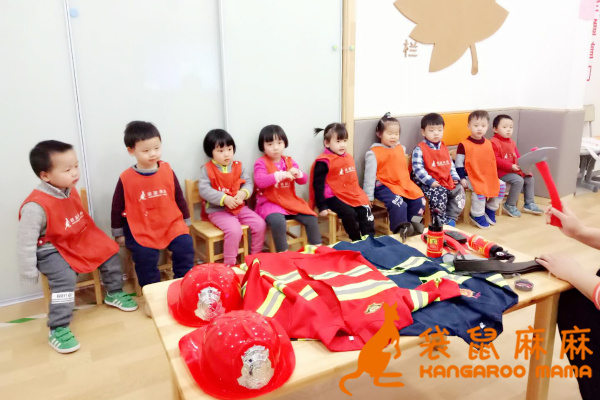 少儿防火安全教育知识小视频,早教火灾逃生安全教育视频