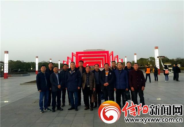 信阳这位企业家扶贫斗得真俏巴