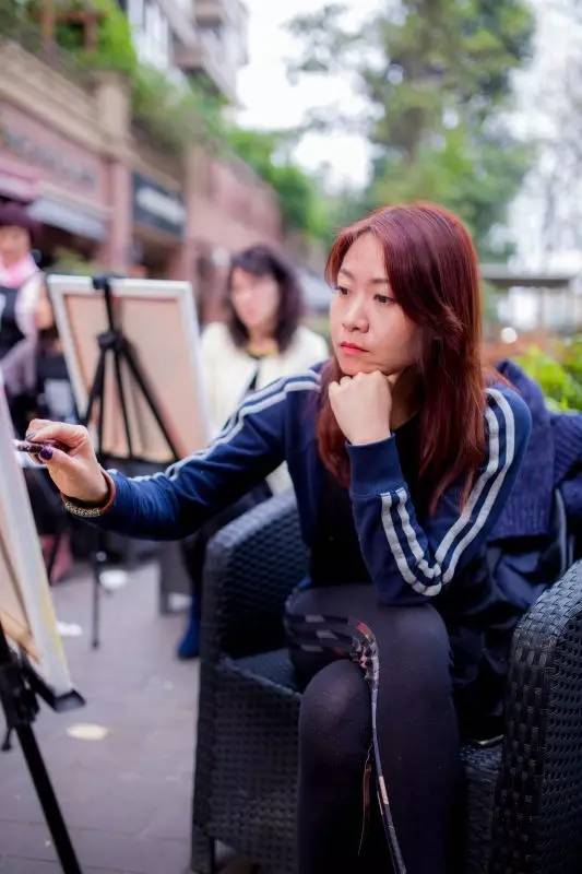 生活家┃前方有马甲线妹子出没春熙的朋友请注意