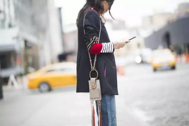 别不开心了,来看看这些红到发紫的包包吧!