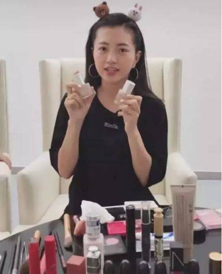 真迪奥口红和假迪奥口红的区别,辨别假口红和真口红的方法