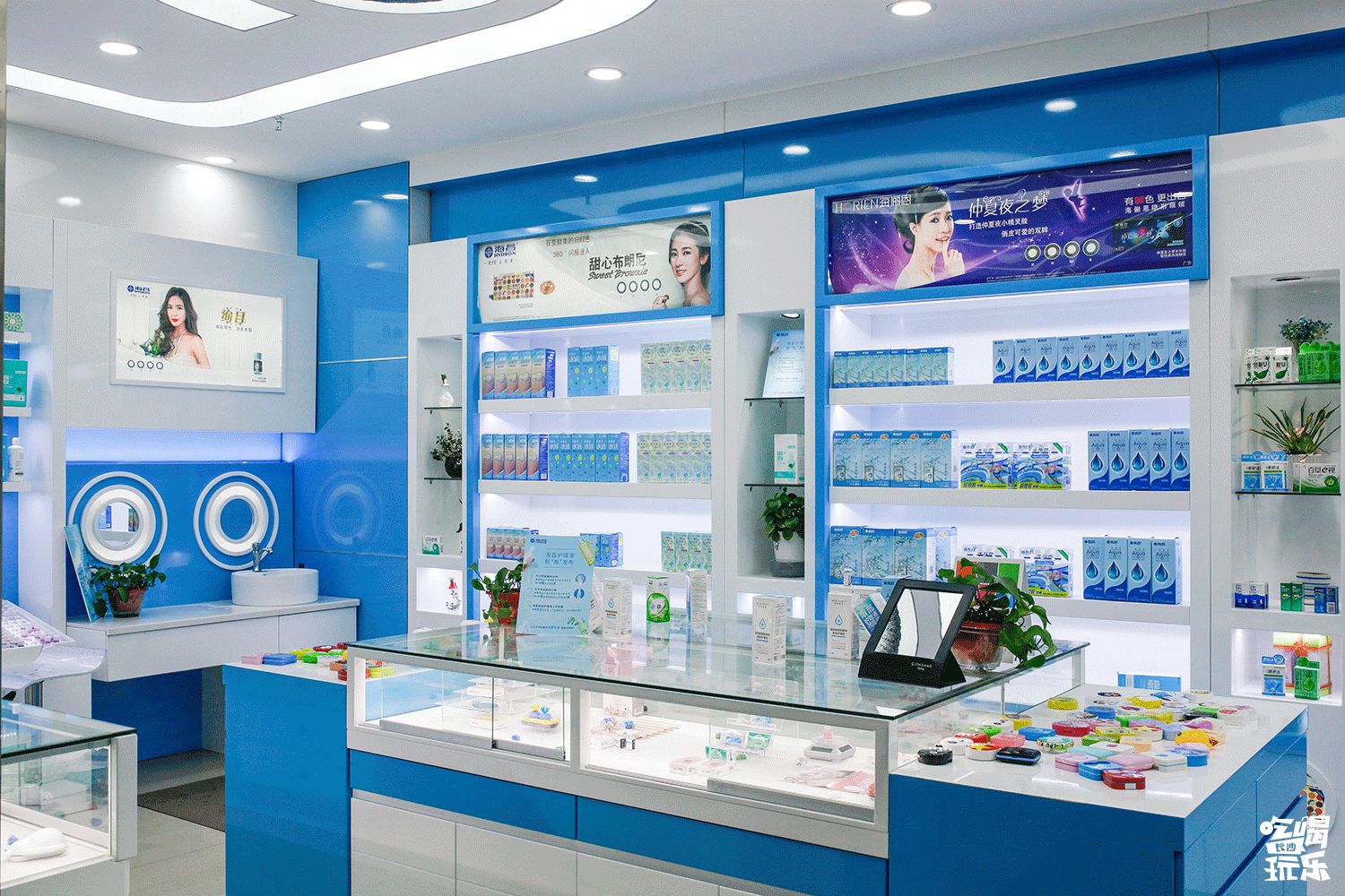 长沙哪里有卖眼镜框的,长沙哪里有卖眼镜