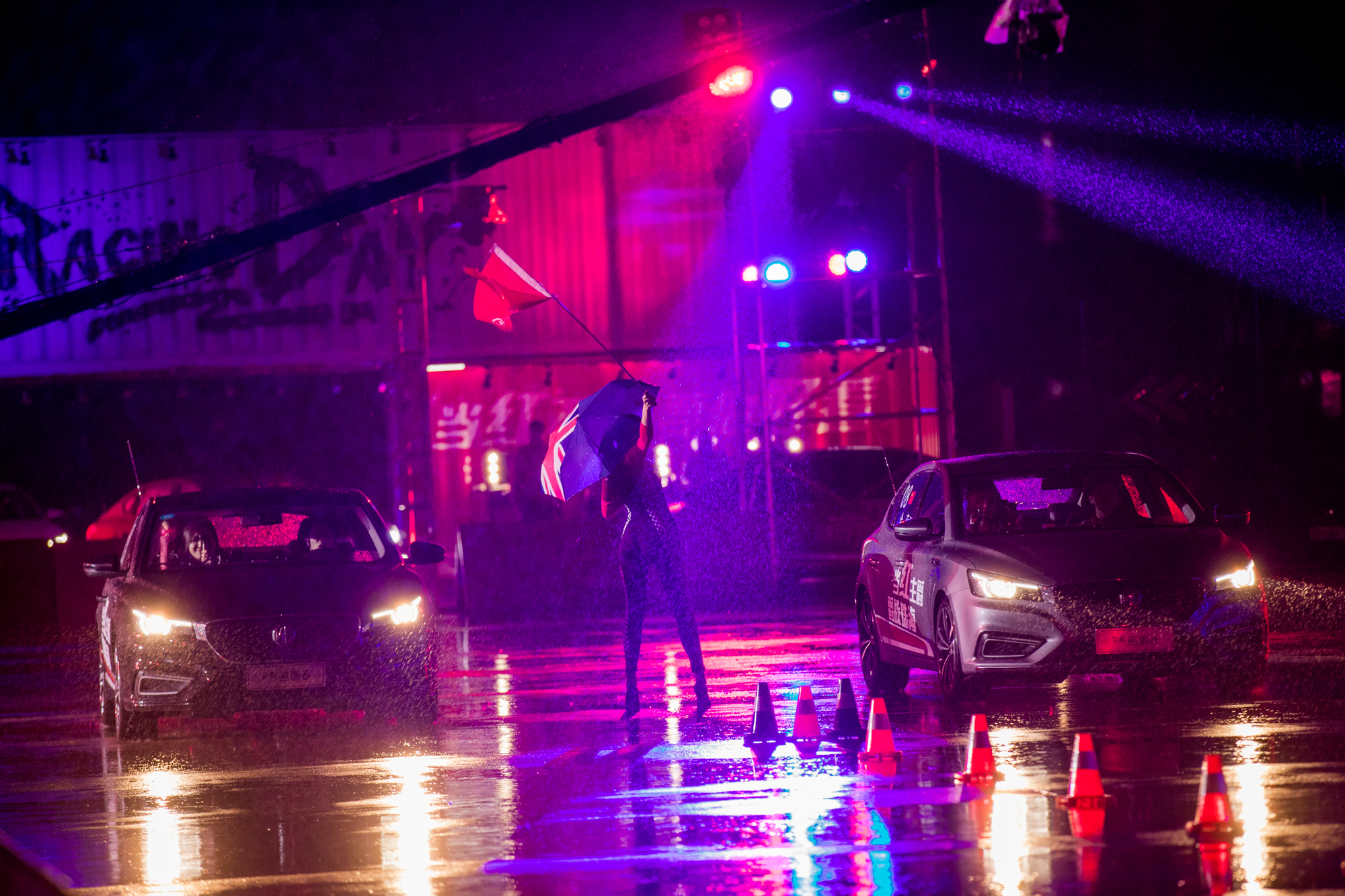 2扇门竟要40万!“爵战珠海”MG名爵年度潮玩轰趴进阶车主新玩法