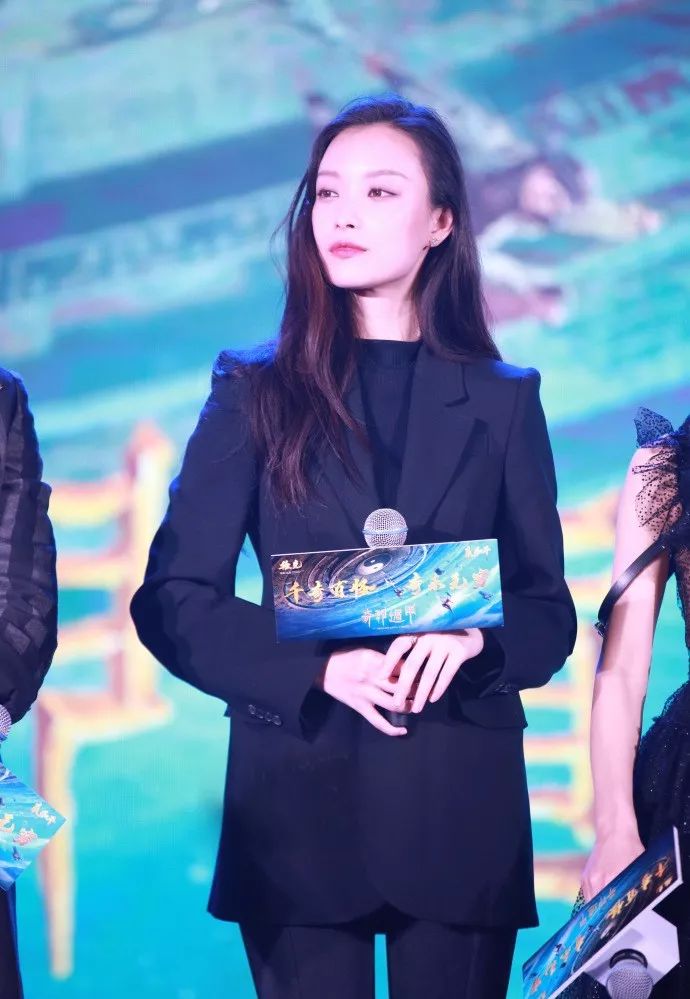 倪妮的高级感怎么来的,倪妮穿什么都好看的原因