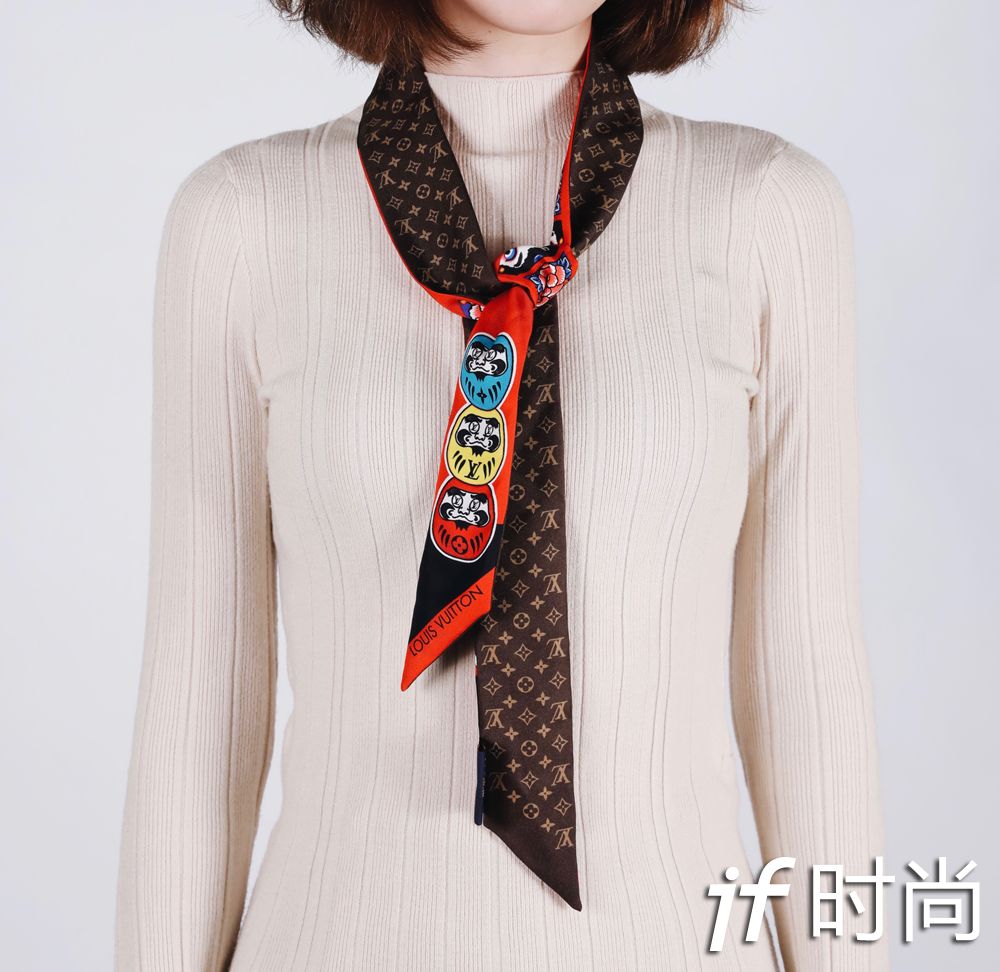 买三个lv包送什么,买lv三合一