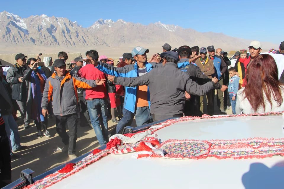 探访新疆帕米尔高原唯一白人民族,探秘帕米尔高原塔吉克族