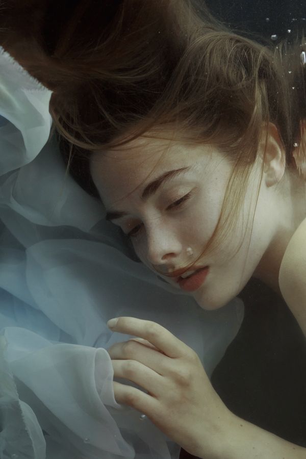 摄影如何处理曝光,如何解决摄影时背景过曝