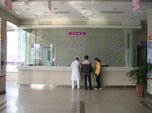 一岁感冒后会尿少吗,小孩感冒后尿少怎么办还不爱喝水