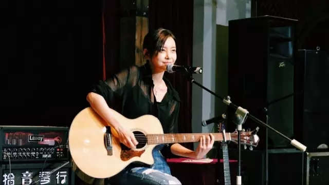 再见前任于文文原唱,于文文代言ibanez有多厉害