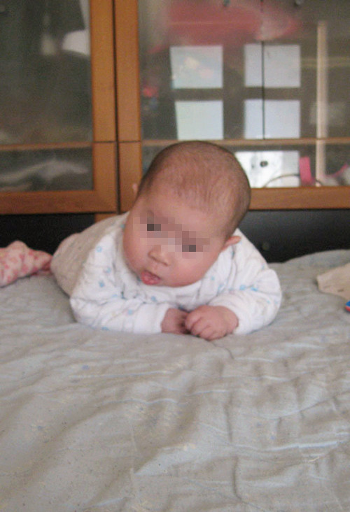 4个月宝宝咳嗽妈妈吃药有用吗,4个月宝宝咳嗽妈妈吃药管用吗