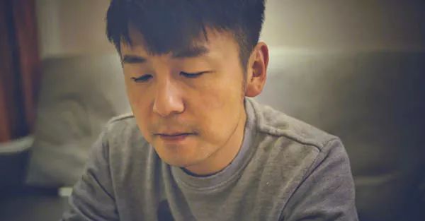 雷佳音最好看的皮囊千篇一律,雷佳音年轻时的颜值巅峰