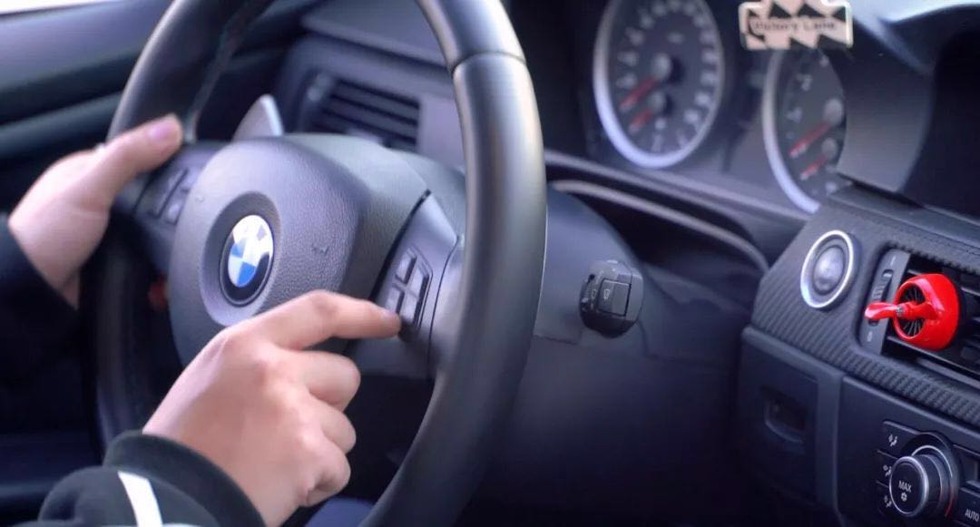 吱道不知道,v8绝唱宝马m3