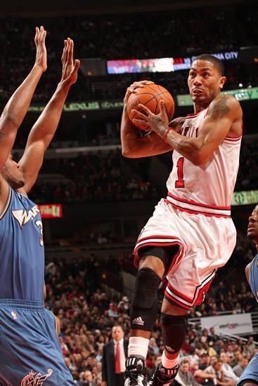 罗斯小乔丹上篮视频,罗斯拉杆集锦乔丹