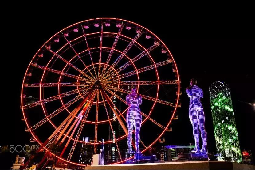 这个极具欧式风情的亚洲国家，景点几乎免费开放，电子签超方便！